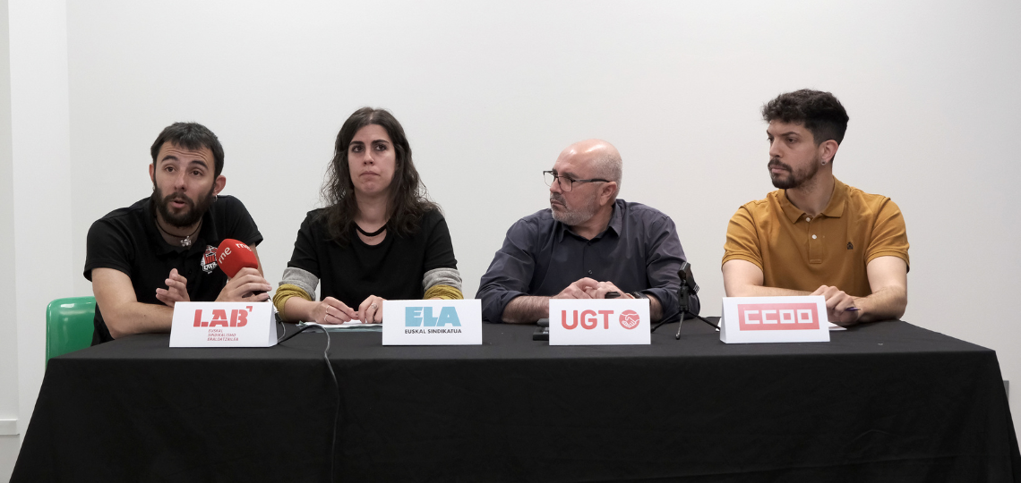 Rueda de prensa sobre el convenio de industria de artes gráficas de Navarra