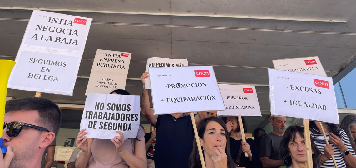 Concentración del comité de INTIA 