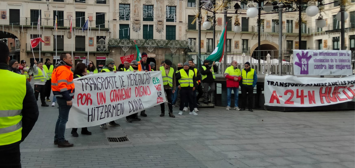 Imagen de una protesta de transportistas en Tudela