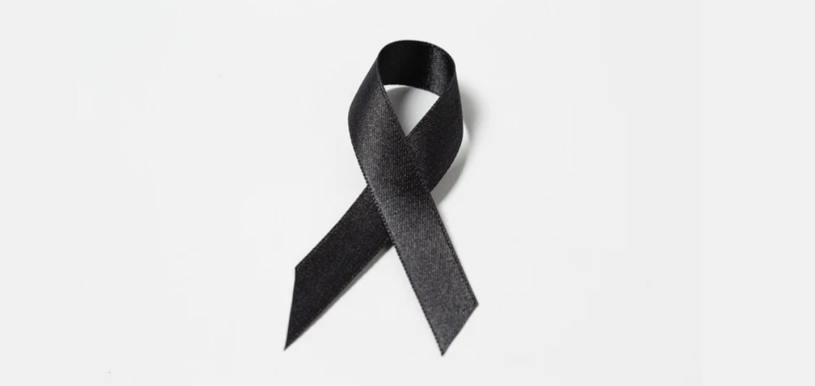 Crespón negro