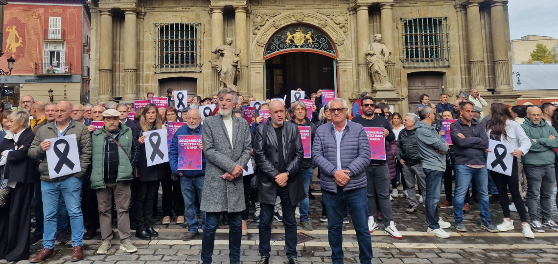 Concentración en Pamplona en solidaridad con las víctimas de la DANA