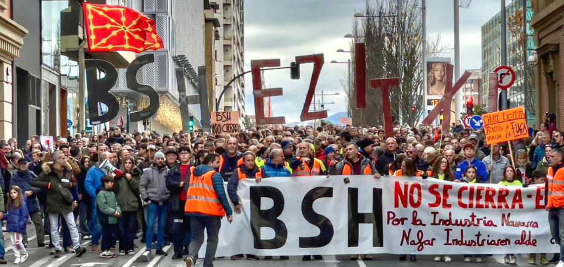 Manifestación contra el cierre de BSH Esquíroz 